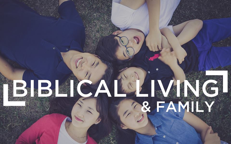 _BiblicalLiving's tweet photo. In the past few months, we have been able to offer over 35 hours of Counseling, start 2 new counselors and equip 1 more.  Help us do more for 8.2 million people in Quebec. #GivingTuesday https://t.co/bZCh8okXeD https://t.co/rT1dGBtFCa