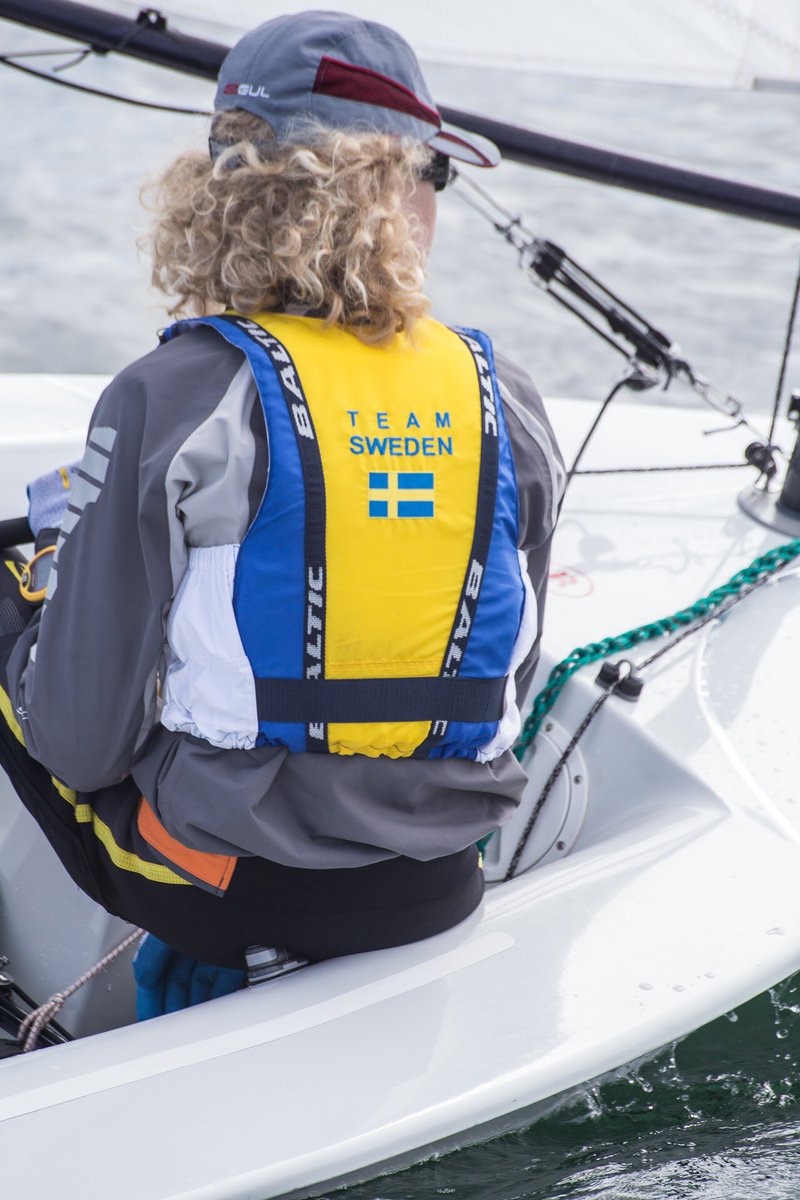 Baltic_SWE's tweet photo. Another great shot of a Baltic Dinghy Pro on a #zoom8 #dinghysailing #balticlifejackets #teamsailing https://t.co/eTtpfEY1V2