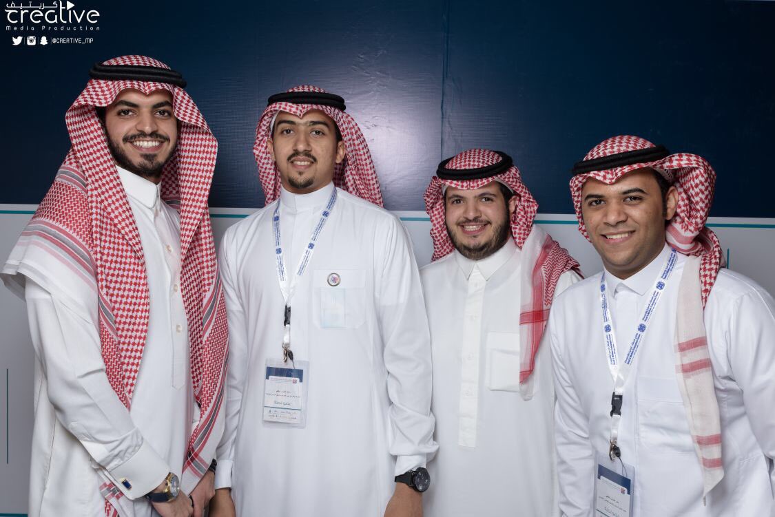 #صورة لبعض أعضاء مجلس إدارة #نادي_الهندسة أثناء مشاركتهم في #ملتقى_المنشات_الصغيرة_والمتوسطة في #جازان والذي أُقيم الأربعاء والخميس الماضيين .

#جامعة_جازان