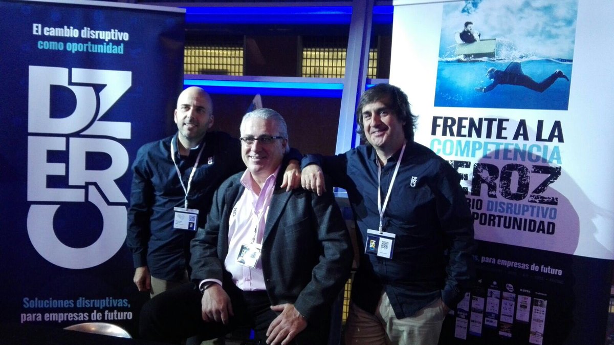 TalentoNews's tweet image. @TalentoNews en #T4Networking gracias a @Referencia_2  con @DzeroSolutions