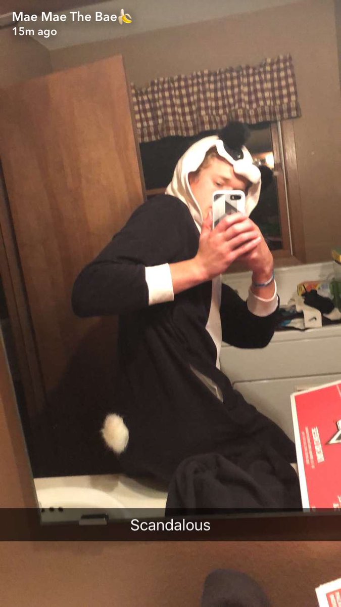 pfeffer339's tweet photo. Can you really beat @mason_stenzel morning snapchats? https://t.co/VKrLd97DOn