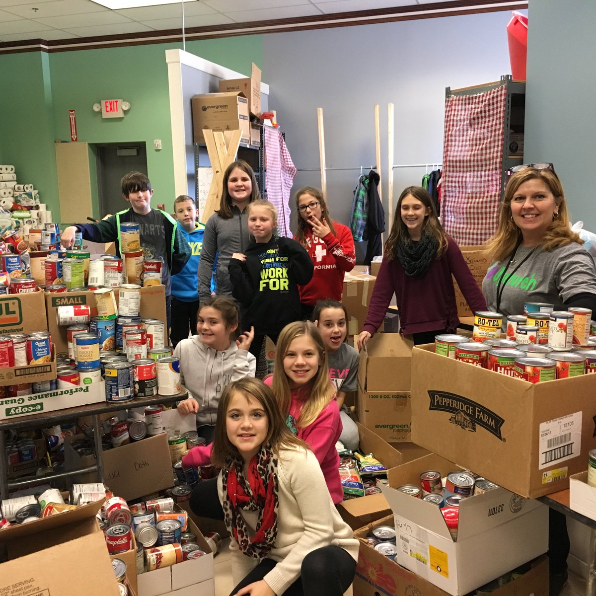 UpchurchElem's tweet photo. The Upchurch BLAST Club was able to deliver donations to Project Wee Care. It was a great learning experience for our students. @UpchurchElem  @millardpwc @jsutfin #KindnessMatters #Proud2bMPS https://t.co/3UGhIE6RBc