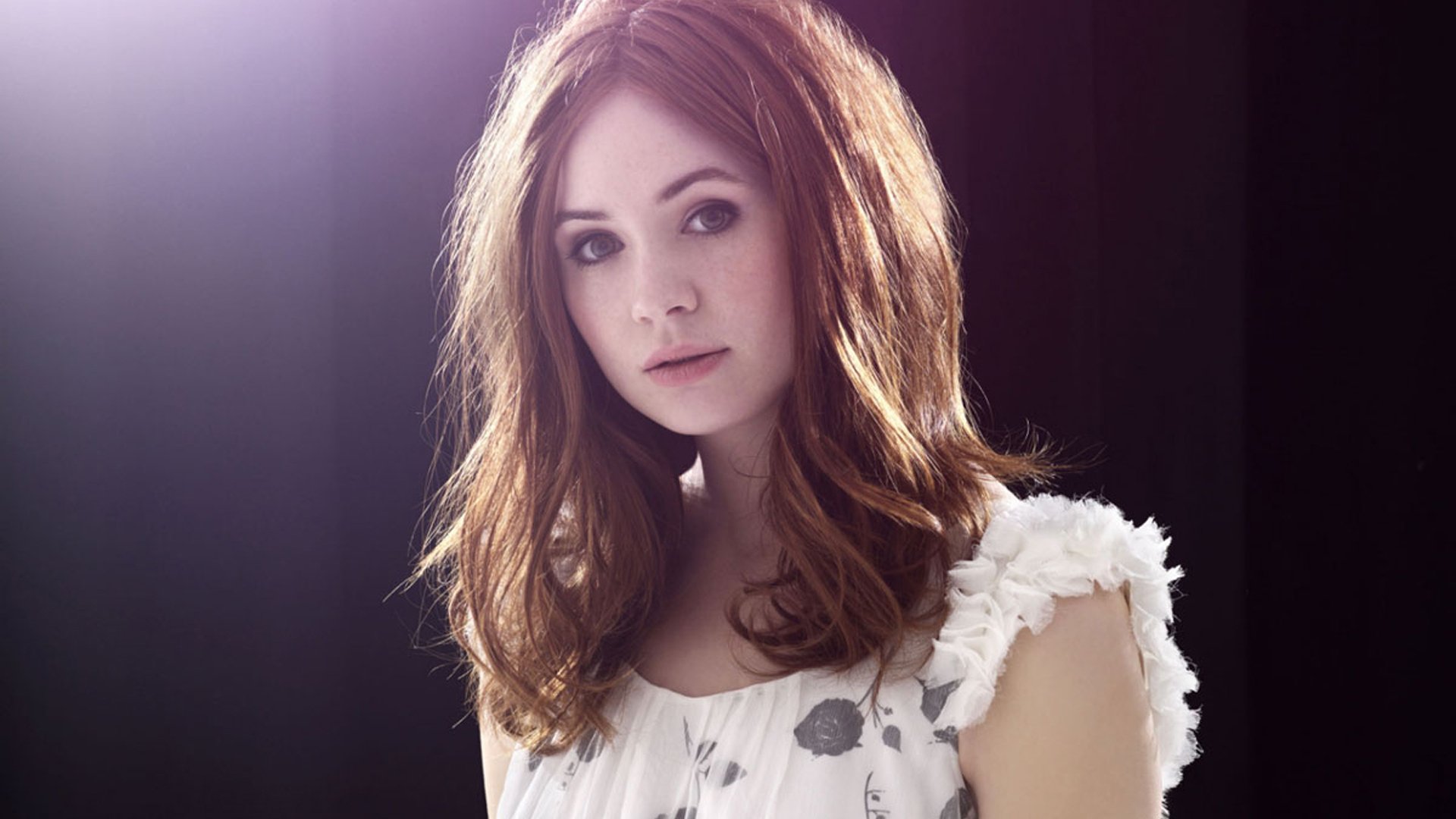 Happy Birthday to beautiful actresses Karen Gillan and Mary Elizabeth Winstead 
