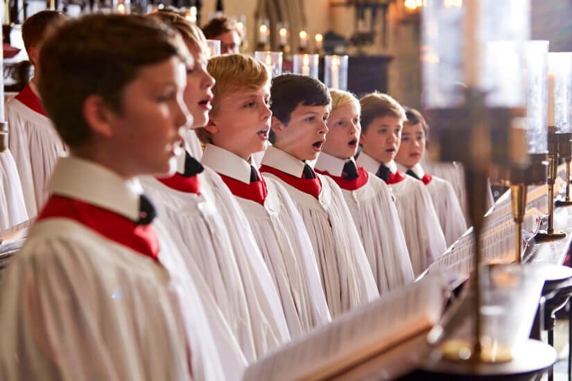 King’s College Choir: Chichester Psalms <a href="/BrittenSinfonia/">Britten Sinfonia</a> 2nd Dec <a href="/BarbicanCentre/">Barbican Centre</a> Plus Britten Sinfonia Academy are give a free Christmas performance in the Barbican’s foyer ahead of the performance, from 6:15pm - ow.ly/mcZX30gDQAp