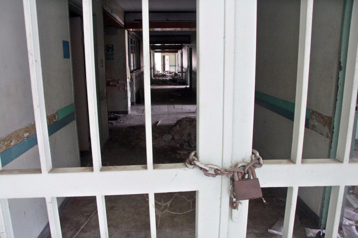 [EL HOLOCAUSTO DE LA SALUD] Los Magallanes plagado de inmundicia y desidia #ENCrisisHumanitaria | Por <a href="/SaraahiEsaa/">Sarahí Gómez Esaa</a> bit.ly/2zxvPXK
