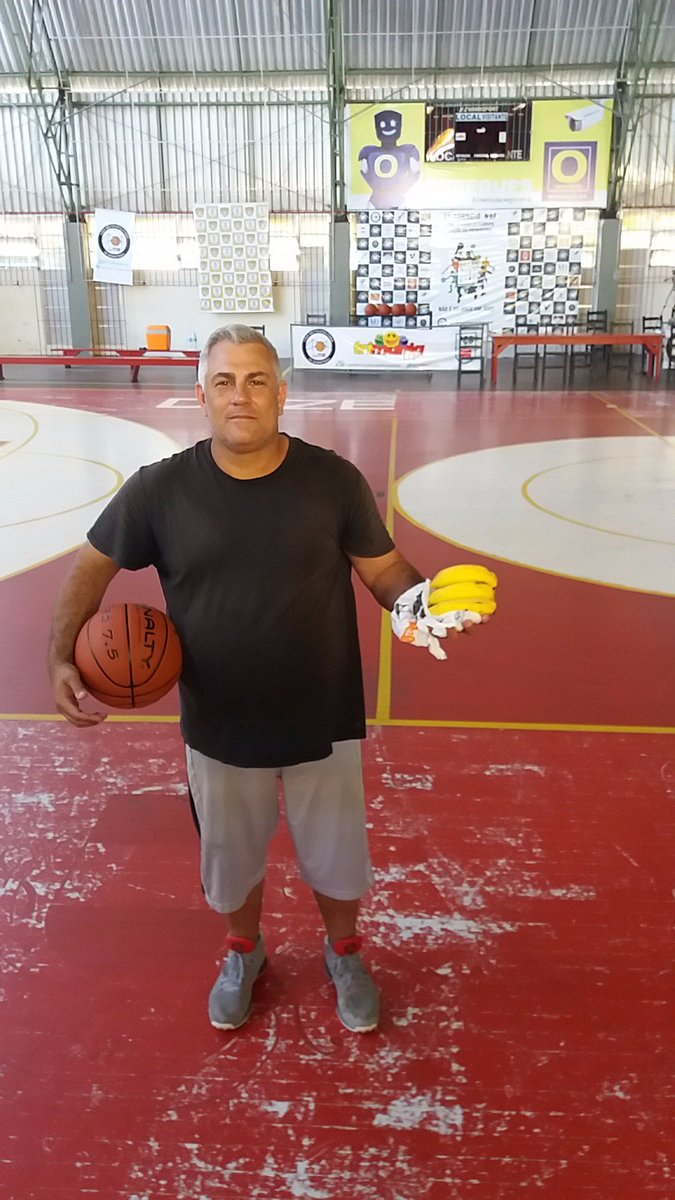 TorneioNBF's tweet photo. R3 Animal e a campanha no @TorneioNBF https://t.co/gnIV5JJGK3 #torneionbf #nbf #nbb #nba #basquetebol #r3animal https://t.co/3f3IMJ5tlB