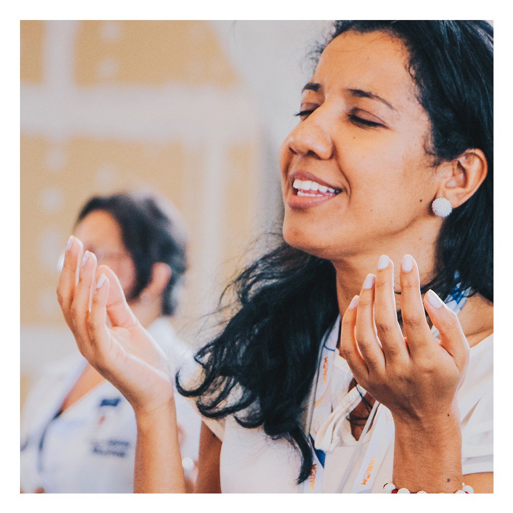 Uma coisa te peço, Senhor
Habitar em Tua casa
Todos os dias de minha vida" ⛪�... instagram.com/p/BcCnySSAsCV
