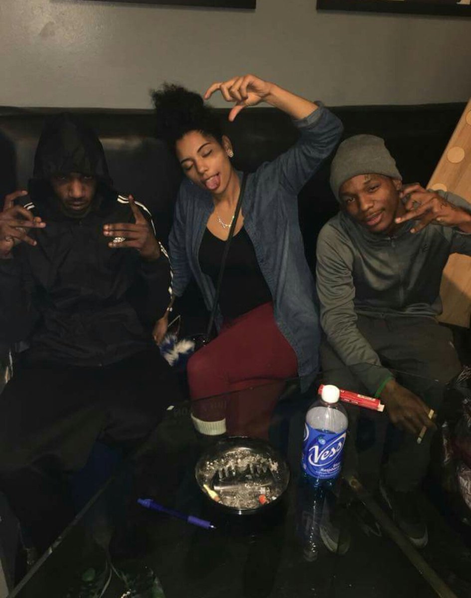 BuddyNumba4's tweet photo. Crip Shit https://t.co/eq9gB7RT1C