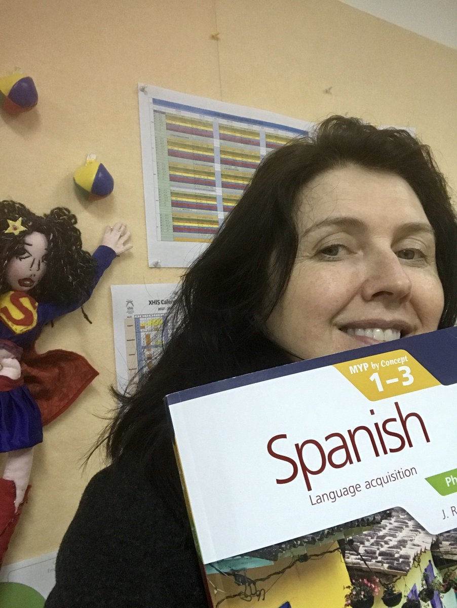 DaunYorke's tweet photo. @Tiago_Mende check out this @ibmyp  text book on Spanish written by @JRafaelAngelM  Amazing gift I received in the mail! Raf is an #inspiring #mypchat language educator! https://t.co/6hfw5mhWRw