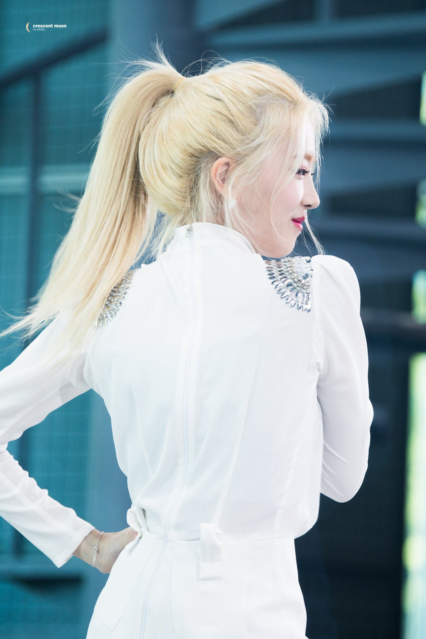 DPuVhfNVQAAa_NL.jpg:large