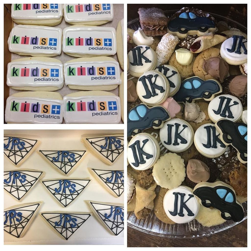 bartonsbakeshop's tweet photo. Need a holiday gift for your company, office or corporation.. we have you covered! We can customize our cutouts with any logo! Please call to place your holiday orders! @kidspluspgh @jpscontracting @jkautoupholstery #bartonsbakeshop #customcookies #holidaygifts #holidaypart… https://t.co/XH9LP2hJXx