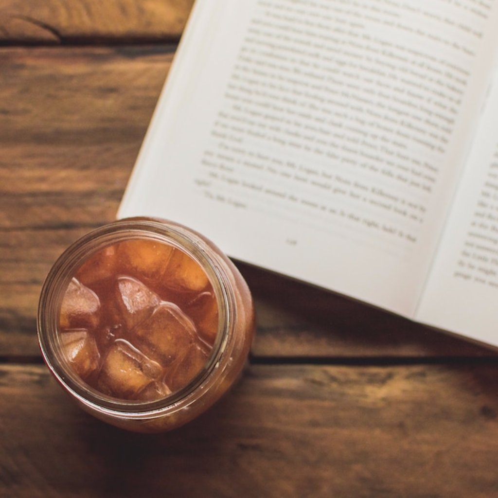 #Happiness is a #cup of #coffee and a #good #book…📚🤓☕️🇮🇹

#ZazaEspresso #ZazaEspressoBar #ZazaScarlett #CoffeeAwesome #Latte #Café #Espresso #Cappuccino #Machiato #The6ix #TorontoLovesCoffee #Artisan #AuthenticItalian #Italy #Arabica #CoffeeBeans #WinterIsComing