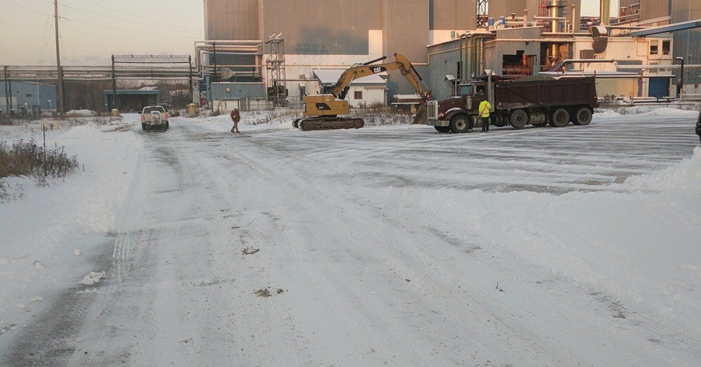 BayShoreGroups's tweet photo. Work is underway in the cold and snow! #thesnowiscoming #NorthBayOntario #newandupcoming https://t.co/5zlsplZhdu