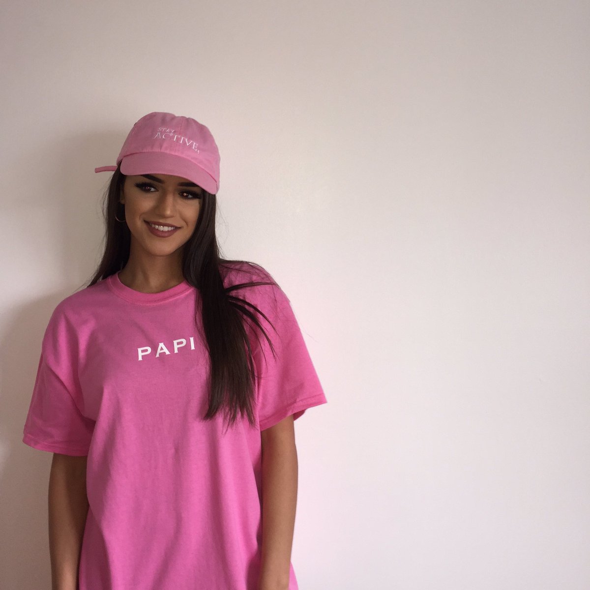 jookaproduction's tweet photo. * LIMITED RESTOCK ON OUR DAY 1 PAPI TEE *
https://t.co/O0HpycutAb👆
#Theactivecloud https://t.co/7TWO6hwDpQ