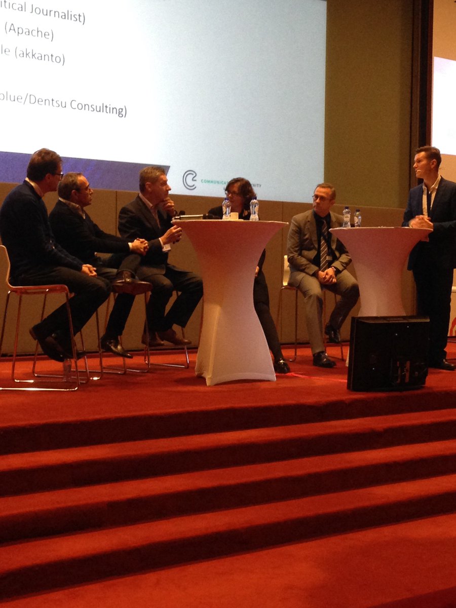 💸Is our attention bought or not? 💸Panel 1 with <a href="/kvdbroec/">Karl van den Broeck</a> Eric Hollander <a href="/brunoliesse/">bruno liesse</a> <a href="/vanypn/">Nathalie van Ypersel</a> and <a href="/vadderiVRT/">ivan de vadder</a> #BEPR17 #summit #business #content