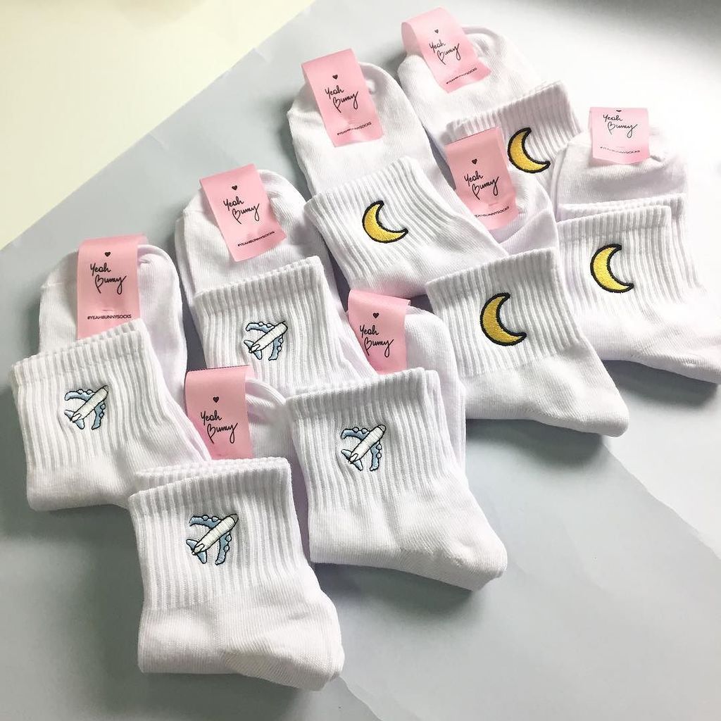 YeahBunnyStore's tweet photo. I 💕 you to the moon🌙 and back ✈️
#yeahbunny #newsocks #yeahbunnysocks #awesome #moon #airplane #giftideas #xmas #xmastime #kiss https://t.co/n8W0mSpr7N https://t.co/OUVwSd1FEw