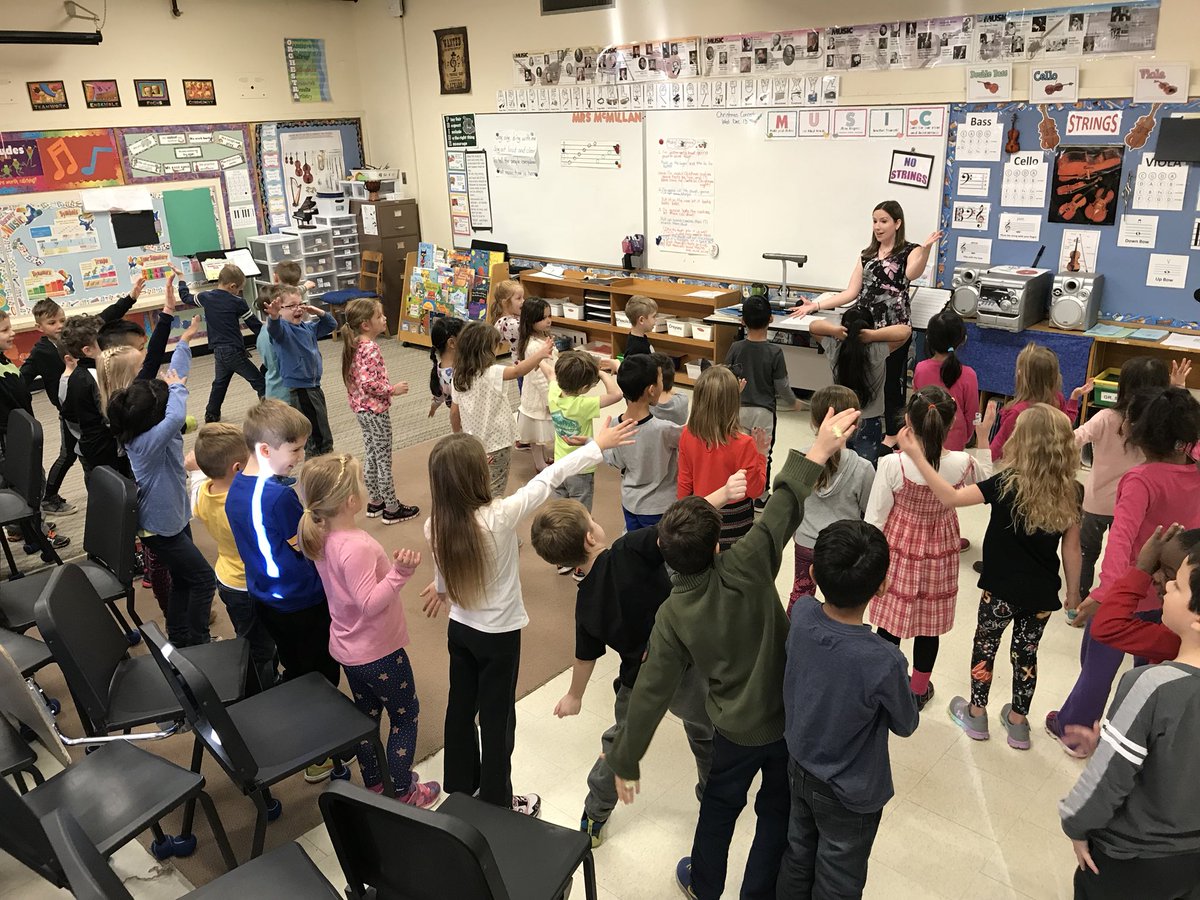 plantaris35's tweet photo. We are practicing for the Holiday concert! https://t.co/1p166hZBTx