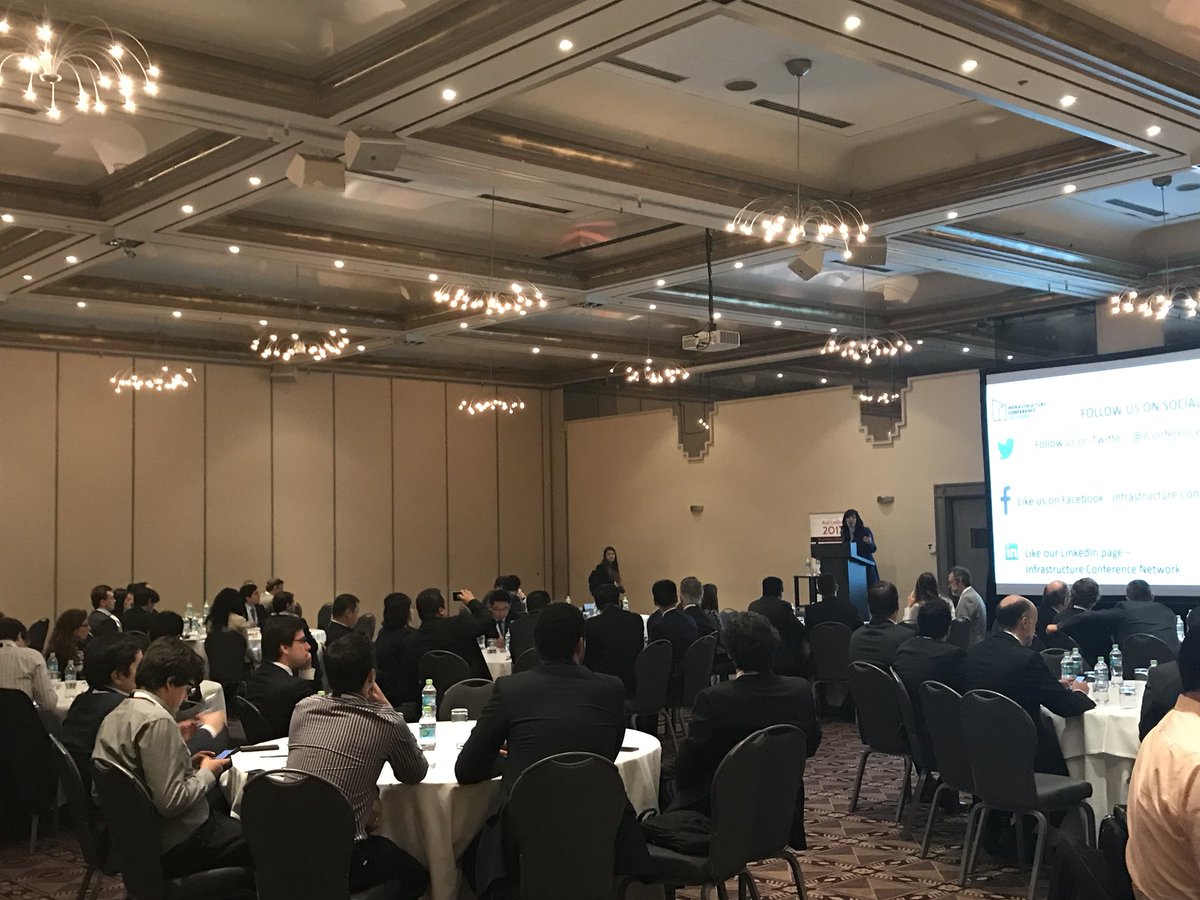 MetroAmericas's tweet photo. Paola Tapia, Minister of Transport &amp; Telecommunications, opening this year’s #Rail2017 event in Santiago and presenting some of the key rail projects under development in Chile.

@mtt_chile @iconferencenet @PaolaTapiaSalas https://t.co/YCGz4KV6x6