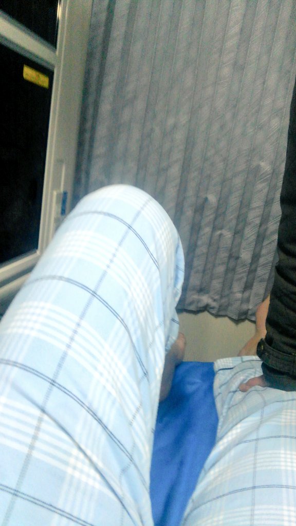 DJ_ASIA_private's tweet photo. 救急車なう https://t.co/zeeciK2pvf