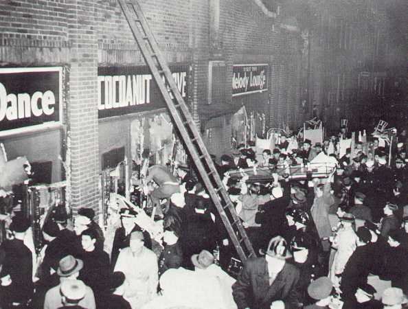 KBow5's tweet image. 1942 492 die in a fire that destroyed Cocoanut Grove nightclub in Boston