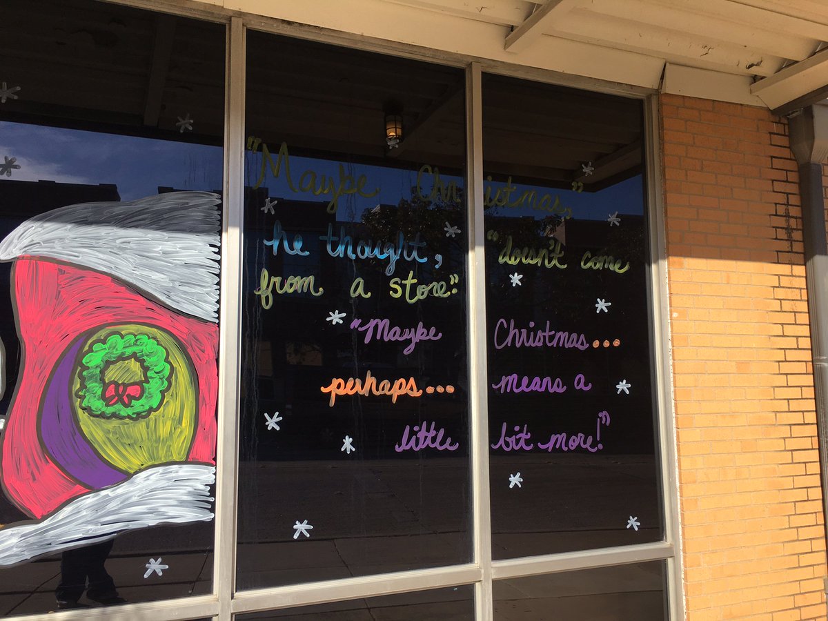 AlwaysAnswerInc's tweet photo. Our holiday window is ready!  

#Christmas #DuncanWHOville #AnsweringService #SantasCallCenter https://t.co/d86dWxrR9Y