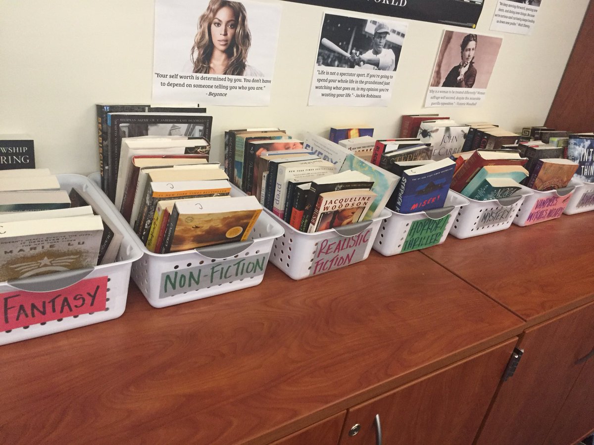 MrPardalis's tweet photo. High school classroom libraries are taking shape. Looking good. https://t.co/clV6VRE2wl