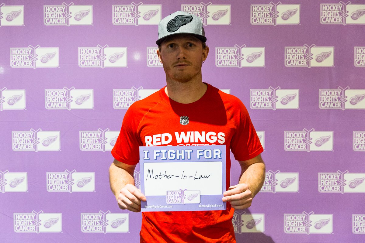 DetroitRedWings's tweet photo. Who do you fight for? #WingsFightCancer https://t.co/PB8FUwJbQb