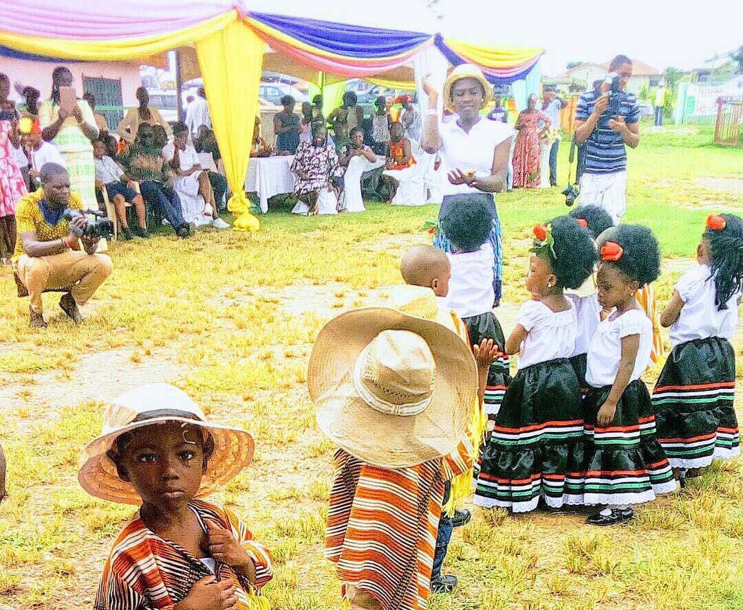 jeanetteperezd1's tweet photo. Nuestros niños de la fundación de Africa celebraron la revolución mexicana! VE/SEE FB POST  https://t.co/eGK00WRdPA #LEAPSCHOOL #AFRICA #HOPECHILDREN #RECOLUCIONMEXICANA  *TW* https://t.co/i0Hgl2GFo0