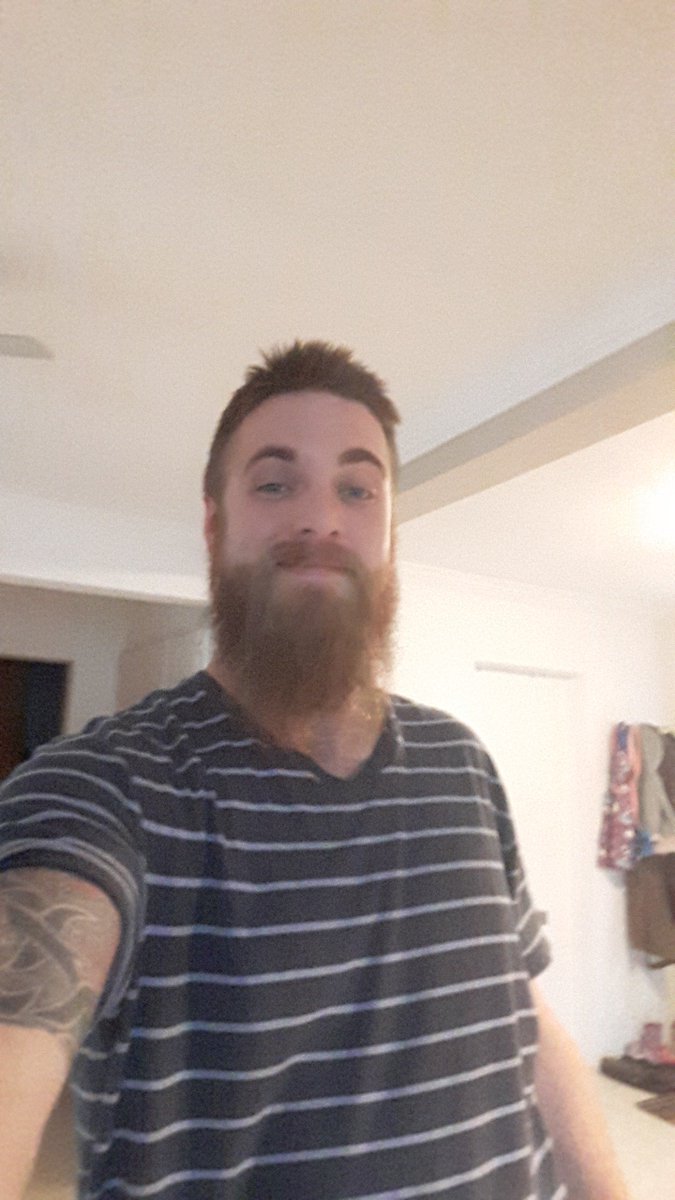 Xotixz101's tweet photo. Me attempting to take a selfie Haha! #selfie #beard https://t.co/4ZwK7NFFNH