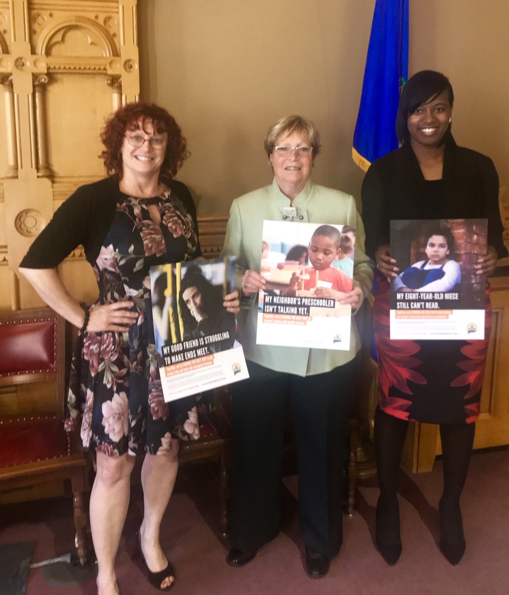 G0ldil0x24's tweet photo. .@CTDCP &amp; Peggy @ComptrolLembo #ViceChair #CT State Employee Campaign thrilled to be with friends from @unitedwayinc at #CommissionersBreakfast to share impact and ideas for this years #CharitableGiving together we can #MakeADifference @ctsta https://t.co/Uoqpt61RoN