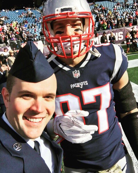 USONewEngland's tweet photo. On the field for the National Anthem, representing your branch of service at the @Patriots #SaluteToService game , AND getting to snap a selfie with @RobGronkowski! Not a bad Sunday! #USO https://t.co/zyNp79M78a