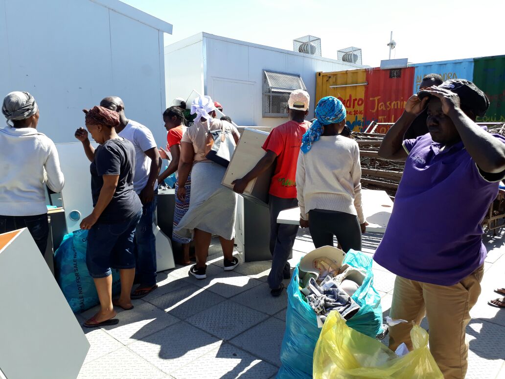 Deckscapes tweet media