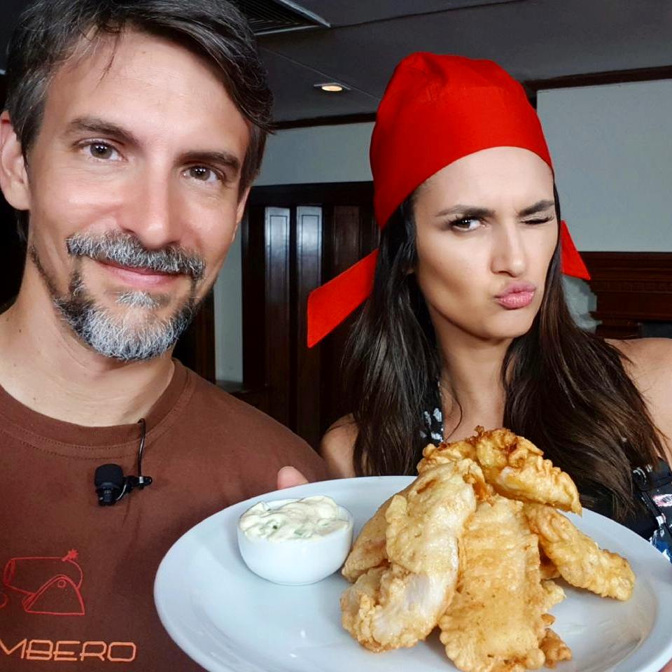 PetaRuger's tweet photo. Esta vez quise sorprender a Leryn y le cociné Tempura de Pollo. Al final me dijo que se parece a una marinera… #EntrenaConLeryn #EnElHornoConPeta #Tempura #MarineraOriental #PolloKzero #SencilloySabroso #Iporave https://t.co/x1EPo2nsFZ