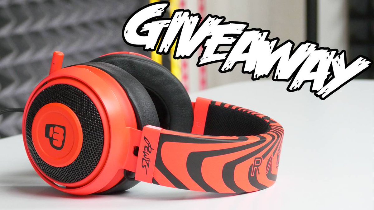 Unbox_Junkie's tweet image. New Video - 👊 PEWDIEPIE Gaming Headset Unboxing + GIVEAWAY!
↪youtu.be/RrulUVEX71k↩

Contest Link: goo.gl/vvS5X1

#pewdiepie #razer #kraken #gaming #headset #headphones #giveaway #contest #brofist #broarmy #Christmas #gift #holiday #music #audio #bass @pewdiepie