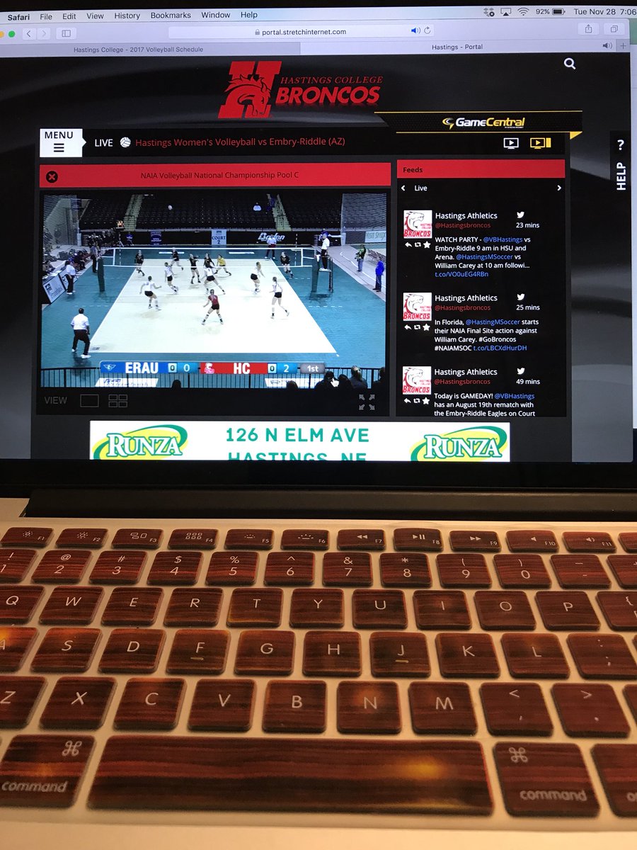 CoachHamburger's tweet photo. Tuned in bright and early on the west coast in support of @CHams_2 and the rest of the @VBHastings !#chasinganothertitle https://t.co/wwYJoFWRjp