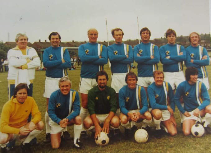 Leeds Utd Memories On Twitter A Team Of Former Leeds United Players In The 1970s Charles Ellam Collins Gunby But Who Else Lufc Followmeandlufc Leedsunited Mad Julianbarker111 Waccoe Super Leeds70 Foreverleedsmot Https T Co Lgamxbn60q
