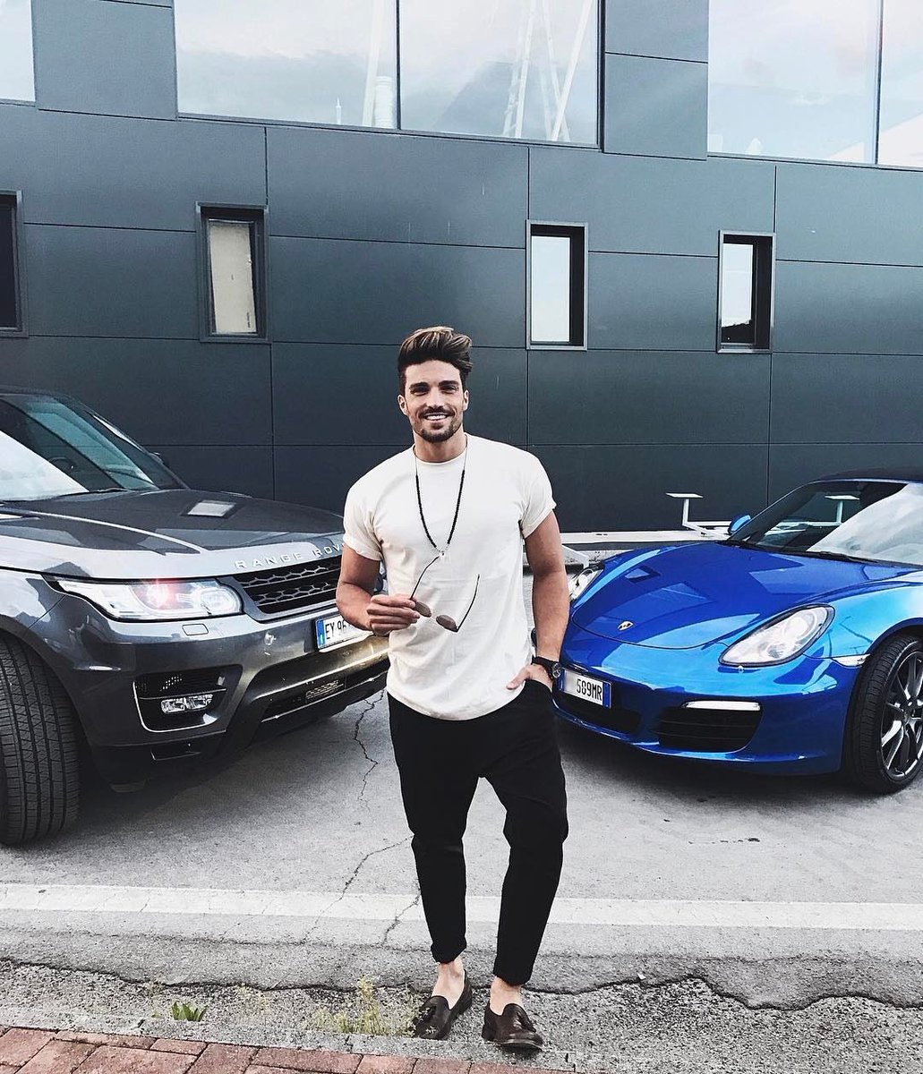 mariano di vaio tweet media