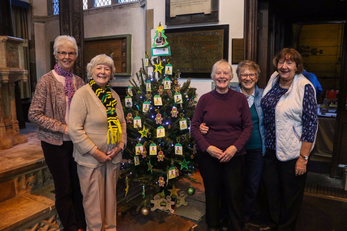 NorwichCityCSF's tweet photo. When you leave the Xmas decorating to die-hard @NorwichCityFC fans...πππ A sterling contribution to the Christmas Tree Festival from our #ExtraTimers. Thanks to @DippleandConway for sponsoring our tree. https://t.co/x3XQ1QXoyw
