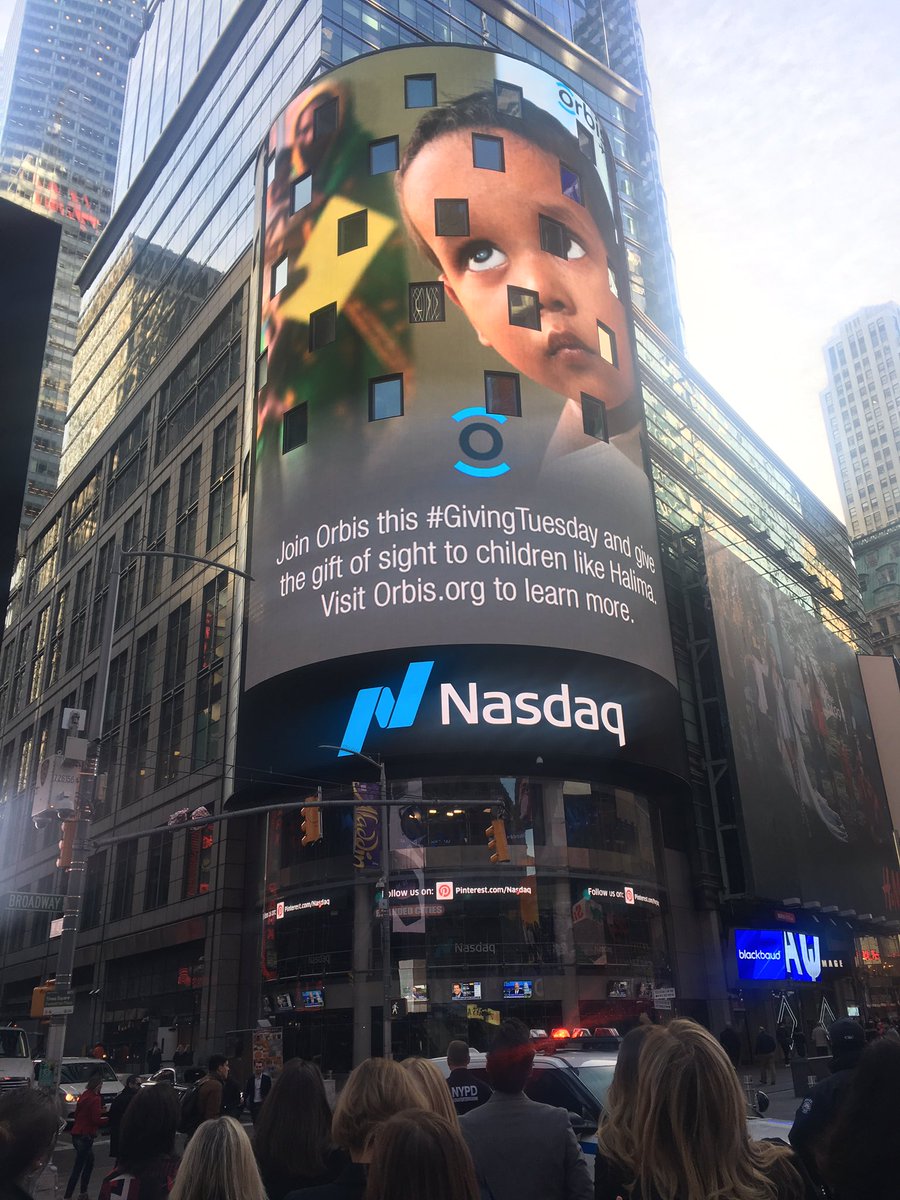 MikeGianoni's tweet image. Good is taking over Time Square! I love seeing so many ways @blackbaud customers, partners, and employees are celebrating #socialgood this #GivingTuesday