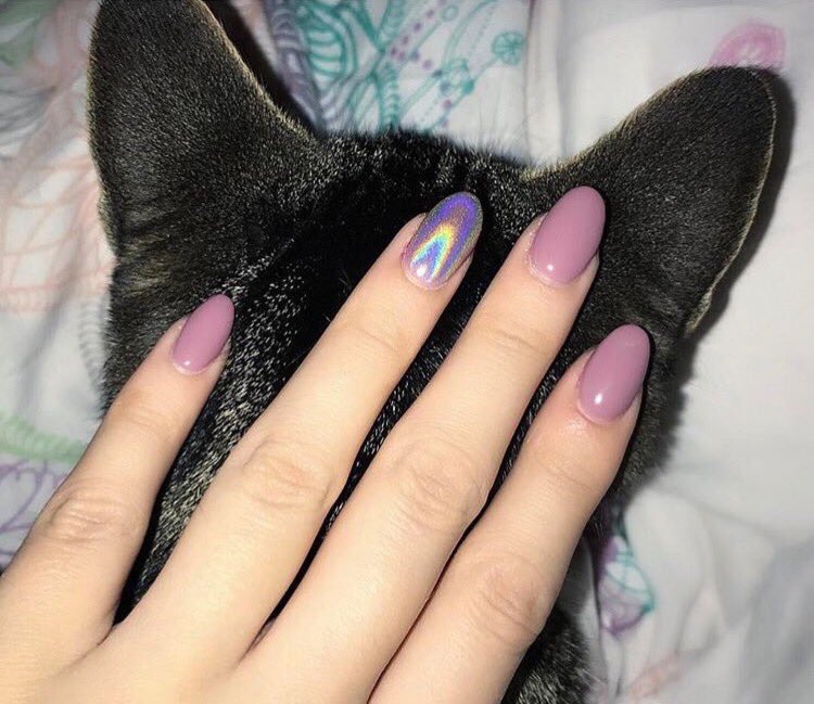 Here's Everything You Need To Know About BIAB Nails