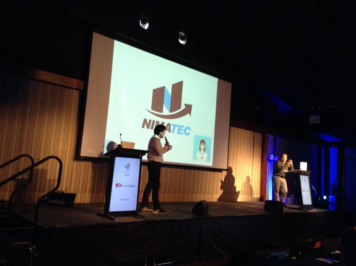 DigitalBankLA's tweet photo. En este momento se presenta la #Startup @_nimatec en el #DigitalBankInsurance https://t.co/pKVAJSNDCn