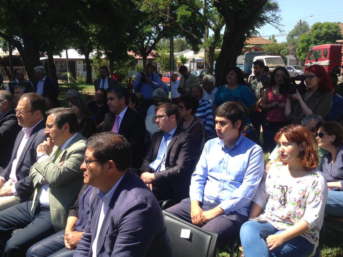 MinisterioBBNN's tweet photo. En el Maule, @MinistraPalma presenta inmuebles fiscales que serán dispuestos para acoger a alumnos de sectores rurales como Empedrado o Villa Alegre que accederán a la educación superior en Talca #ChileMejor https://t.co/ZEUdkGZkZm