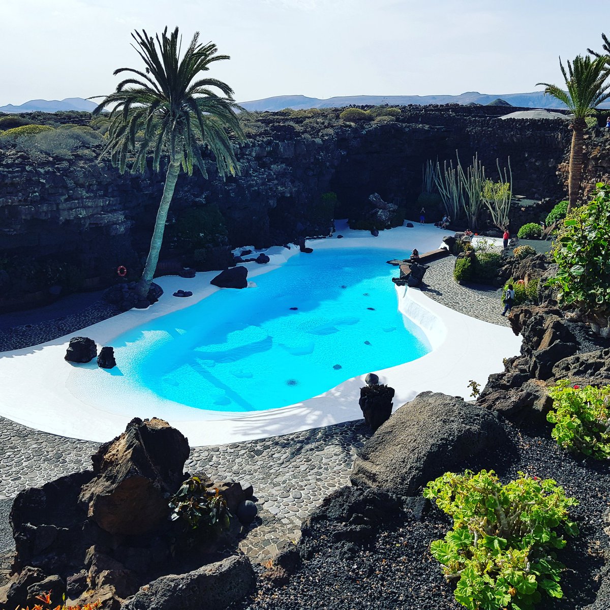 singhabhinav's tweet photo. The island life in middle of nowhere. #lanzarote #canaryisland #peaceful #randomtravel #travel https://t.co/Zi1oHtb9Xz