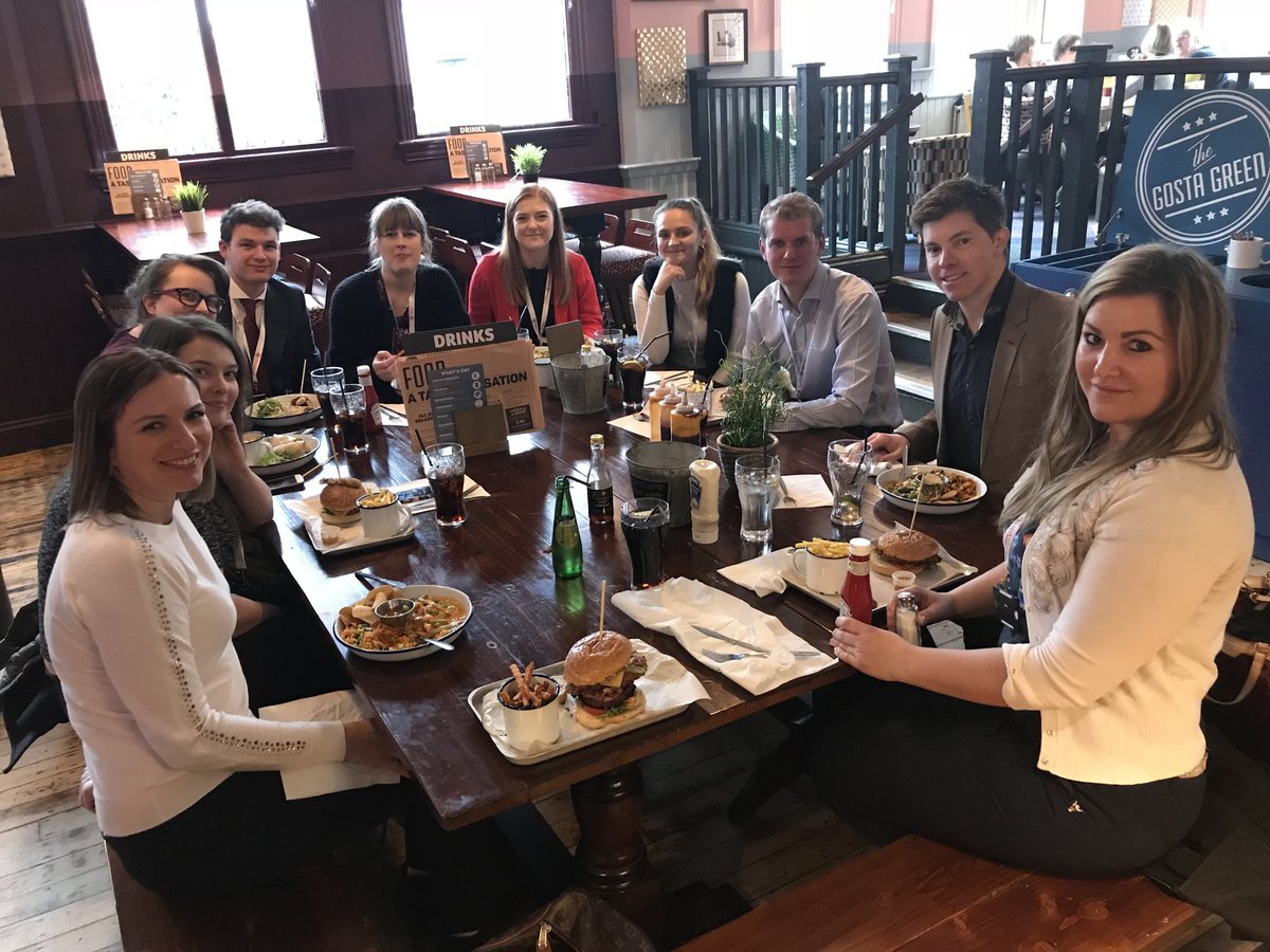 Lovely lunch with the <a href="/madeinthemids/">Backing Britain Campaign</a> and @madeinyorks at <a href="/GostaGreenPub/">Gosta Green Pub</a> in Birmingham!  #MIMFAMILY