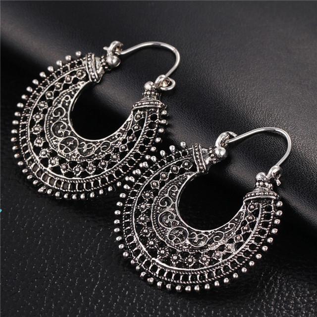 xenista's tweet photo. ARDA VINTAGE METAL EARRING
https://t.co/0Br7RkJWKK

#Tribe #TribeAmrapali #amrapalijewels #AmrapaliJaipur #JaipurJewellery #silverjewellery #Jewelsbyamrapali #amrapalionline #earrings #newcollection #jewellery #amrapalisilver #weartribe #Tribeforyou #tribaljewelry #tribaltales https://t.co/ExnQQ8k7iS