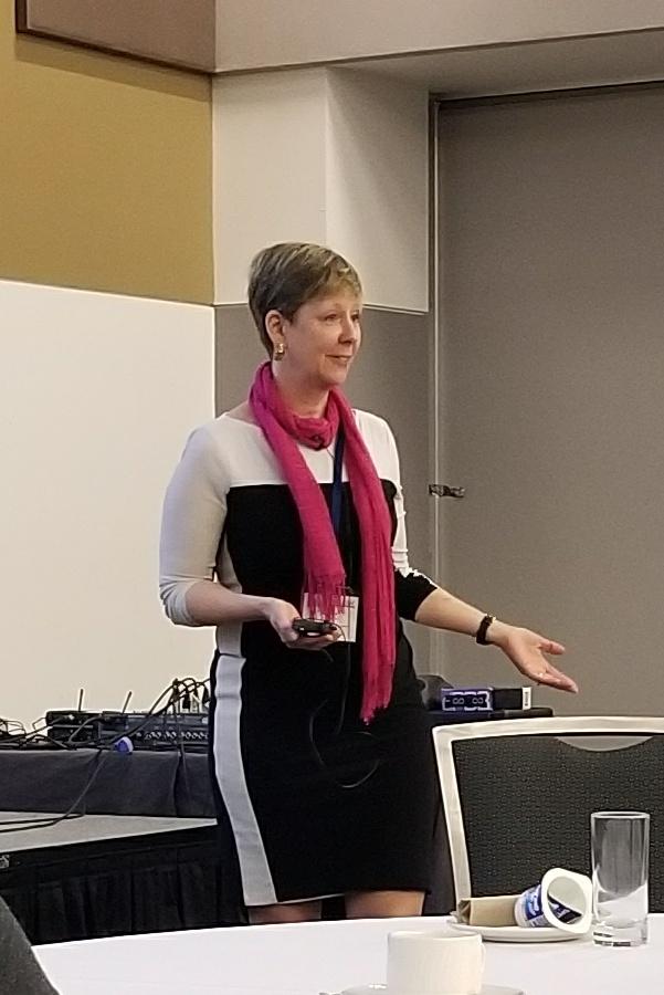 AndreaSokal's tweet photo. #IMDays #Session4C CBSA expects volunteer #GCdocs coaches to have a 1:50 ratio to regular users, but about a 1:15 ratio of advanced users to regular users. https://t.co/AH8KUBZdfl