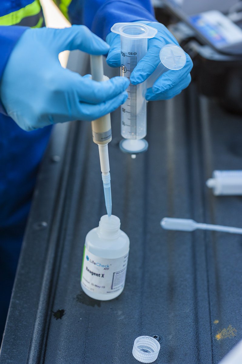 ospmicrocheck's tweet photo. #dyk there is pipette etiquette? Always handle your pipettor in the upright position NOT upside down #OSP4LifeCheck https://t.co/5wrMgyPVYr