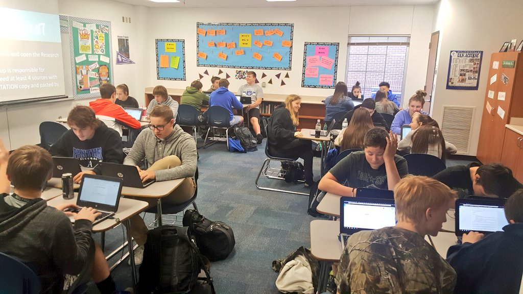 wetzelke83's tweet photo. The Great Debates research is underway in Room 105! Can't wait until next Monday. #vahspride #vahseng2 https://t.co/zn83vYoA7E