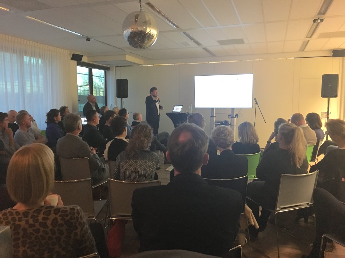 NLbeloning's tweet photo. Het eerste seminar van Het Nationaal Beloningsonderzoek 2017 is bezig. Ook benieuwd naar de uitslagen? Kom 30 november naar het seminar in Heerlen of neem contact met ons op. Meer into op https://t.co/dxAls9SomX
#belonen #nbo #onderzoek #hrm https://t.co/XYnJF57EbW