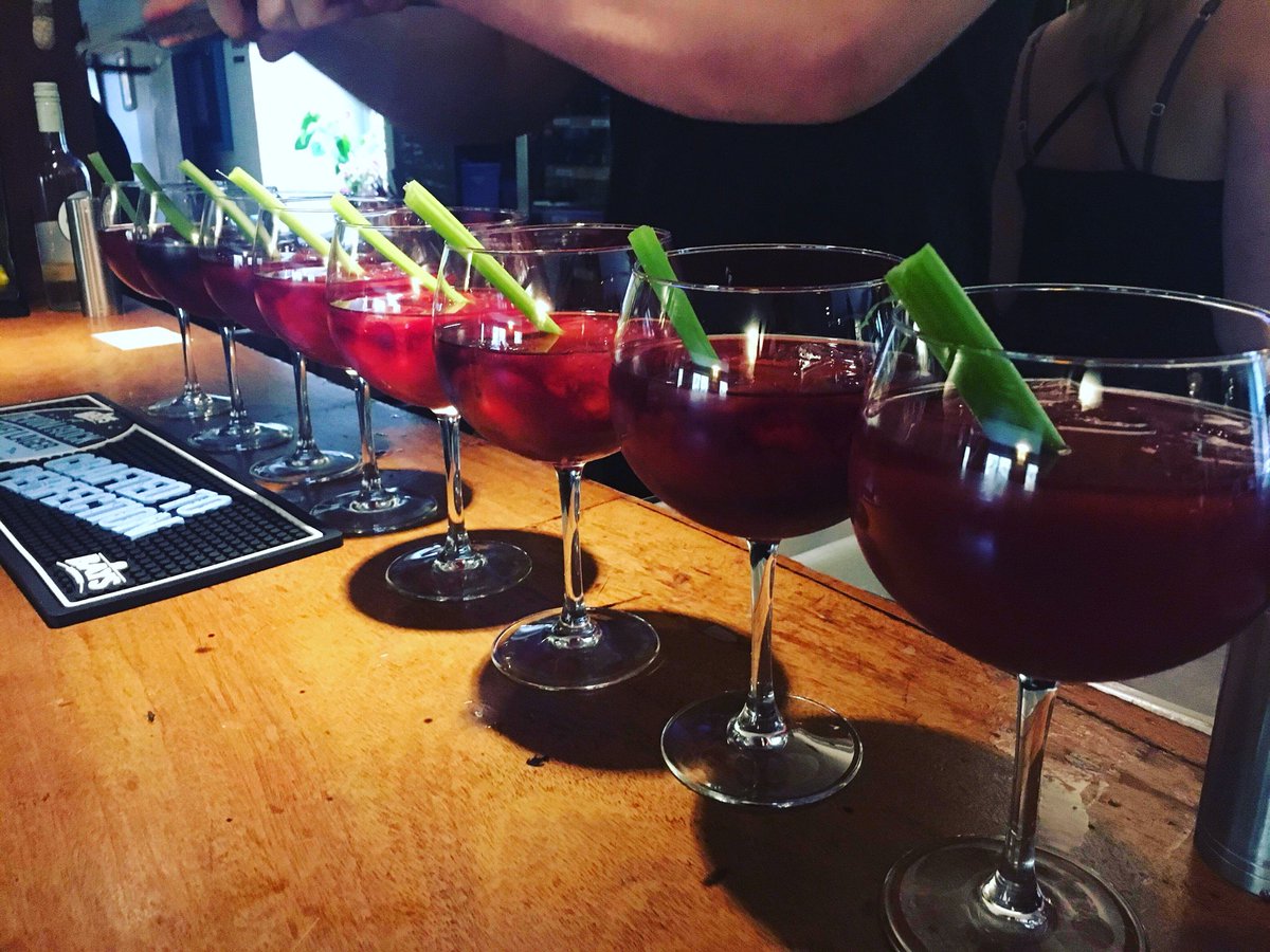 Bloody Mary anyone?
#bloodymarysundays #bloodymary #alchohol #drink #sundaydrink #themaltstersarms #tuckenhay #thetuckenhaypub